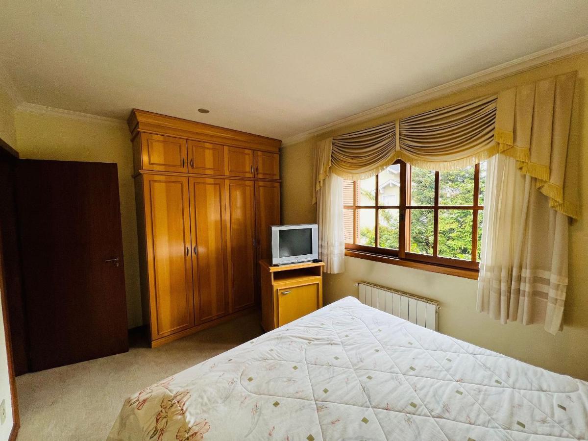 Apartment Mrg- Colonial 2d - 200 Mts Da Rua Torta Gramado